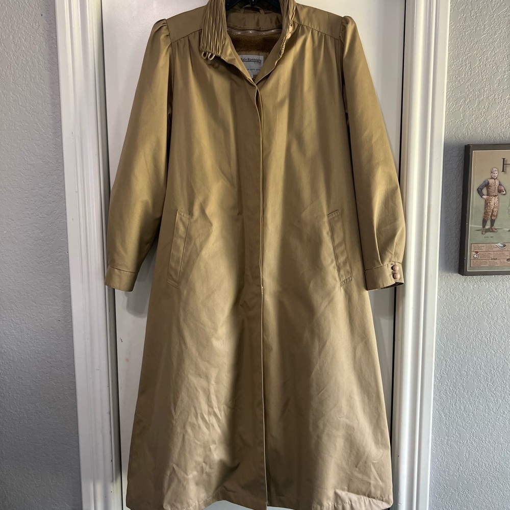 VINTAGE Trench Coat